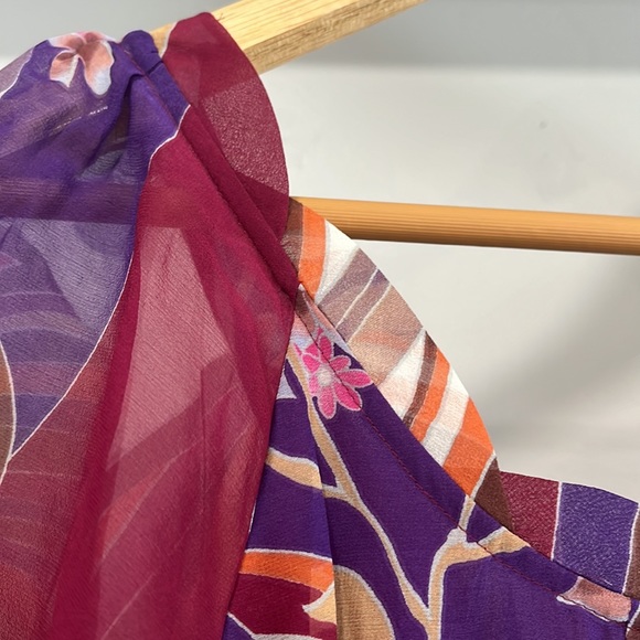 ECI New York Silk Floral Print Top, Size 8 - Picture 13 of 15